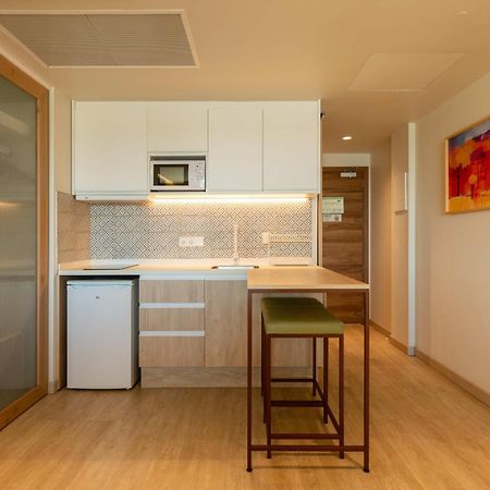 The White Apartments - Только для взрослых Сан-Антонио-Абад Экстерьер фото