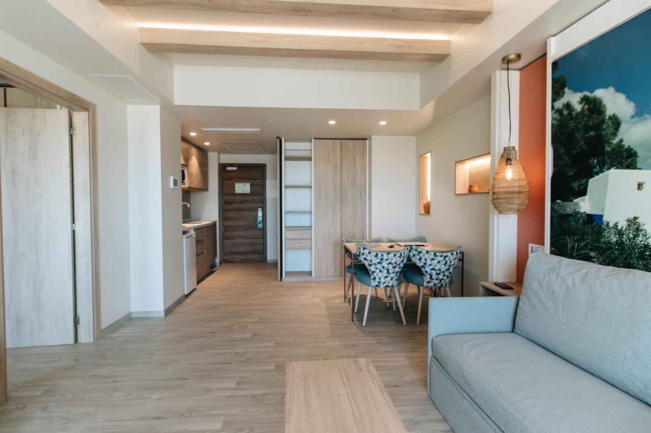 The White Apartments - Только для взрослых Сан-Антонио-Абад Экстерьер фото